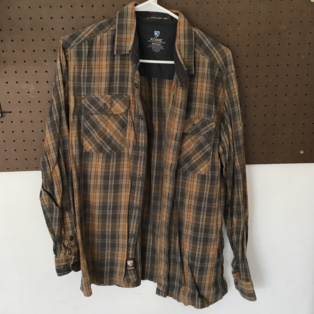 KÜHL Men’s Plaid Button Down Shirt Medium Outdoor Flannel Hiking Casual
